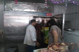 حملة على محلات اللحوم والأسماك بنطاق الحى