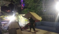 الحي يتصدى للاشغالات التي تعوق سير المارة والسيارات