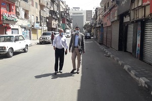 متابعة أعمال الرصف وتطوير شوارع الحي