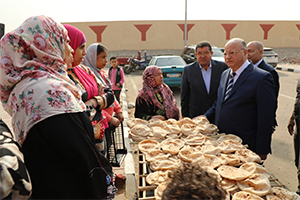 محافظ القاهرة يتفقد مدينة معًا بحي السلام ثاني