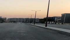 تركيب أعمدة الإنارة في محور زهراء المعادي