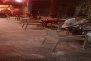 المرور على المقاهي للتأكد من تنفيذ الاجراءات الاحترازيه لمواجهة فيروس كورونا