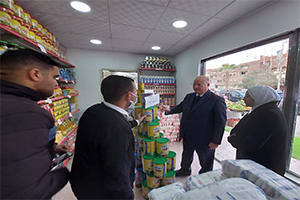 محافظ القاهرة يفتتح 4 منافذ جديدة بالمعصرة والتبين