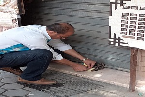 مراجعة رخص المحلات بحي الزيتون 