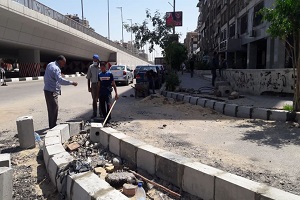 استكمال اعمال البردورات والبلاط بالجزيرة الوسطى بحي مصر الجديدة