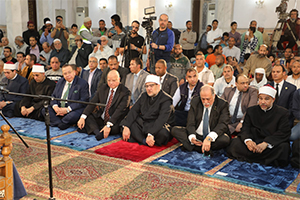 محافظ القاهرة يشهد إحتفالية الأوقاف بمناسبة ذكرى غزوة بدر في مسجد السيدة نفيسة