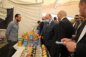 محافظ القاهرة يتفقد عدد من السلع الغذائية بالعاصمة