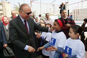 "خليك زي آدم" تواصل انطلاقها بمختلف أحياء القاهرة _آدم بالجمالية