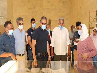 تفقد وزير السياحة والآثار للمتحف القومي للحضارة المصرية بالفسطاط