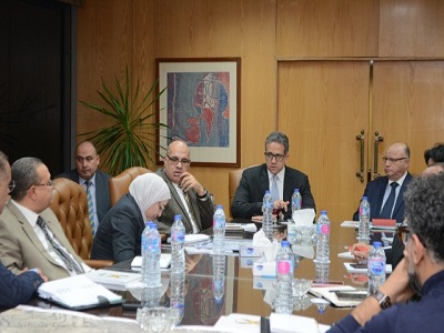 وزير السياحة والآثار يتابع اللمسات النهائية لنقل المومياوات الملكية 