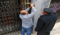 غلق وتشميع محل بعقار بشارع إبن كثير للإدارة بدون ترخيص 