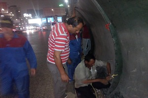 تثبيت حواجز حاجبة للرؤية أعلى كوبري عبد المنعم رياض