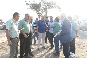 رئيس هيئة النظافة والتجميل يتفقد حالة النظافه والإشغالات بشرق القاهرة 