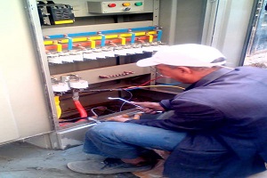 صيانة شبكات الإنارة ومراجعة ولاعات الإنارة 