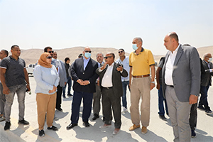  محافظ القاهرة يتفقد أعمال التطوير الجارية بمنطقة شق الثعبان 