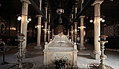 ترميم معبد بن عزرا بمصر القديمة