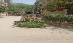 حملات لرفع كفاءة منظومة النظافة بالشوارع والطرق العامة بالحي