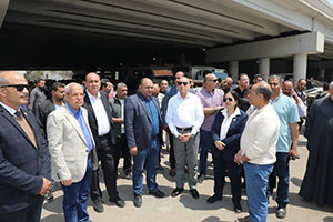 محافظ القاهرة يتابع أعمال رفع كفاءة المنطقة المحيطة بموقف السلام النموذجي