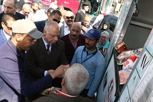 محافظ القاهرة يتفقد عدد من المقرات الإنتخابية