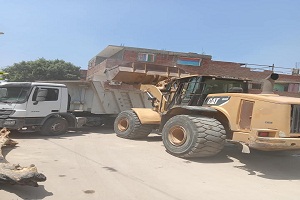 حملات نظافة ورفع المخلفات من شوارع الحي