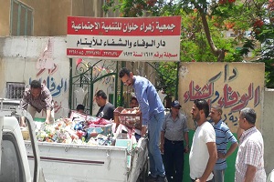 إزالة الباعة الجائلين أمام محطة مترو المعصرة