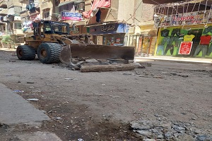 إحلال وتجديد خطوط الصرف الصحي بالحي 