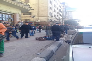 حملة لرفع الإشغالات بحي الأزبكية