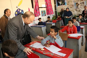 محافظ القاهرة يتفقد لجان إمتحانات الشهادة الإبتدائية ويطمئن على انتظامها