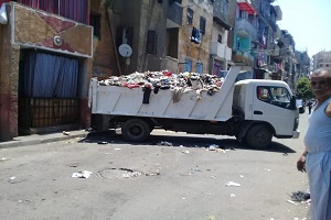 حملة للنظافة في شوارع الحي 