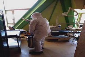 حي الخليفه يقوم بتطهير وتعقيم  بعض مناطق الحي