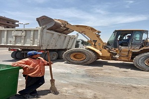 حمله نظافه في شوارع الحي