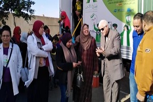 حملات لرفع الإشغالات بالبساتين وتنظيم قافلة طبية بعزبة النصر