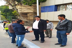 مرور رئيس الحي على ميدان التحرير