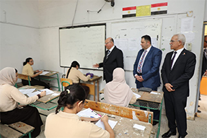 محافظ القاهرة يتفقد بدء إمتحانات الفصل الدراسي الثاني للشهادة الإعدادية