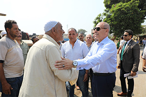 محافظ القاهرة يتفقد اعمال التطوير بحي روض الفرج