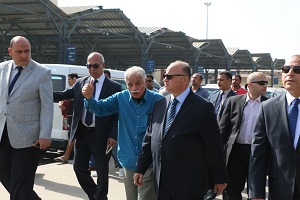 جولة تفقدية لمحافظ القاهرة بموقف السلام