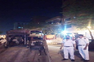 حملة مكبرة لرفع اشغالات الباعه الجائلين وإزالة مخالفات المحال التجارية