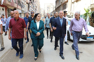 محافظ القاهرة يتفقد حيي عين شمس والنزهة