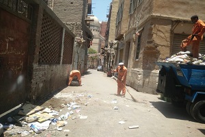 متابعة أعمال النظافة بالدرب الأحمر