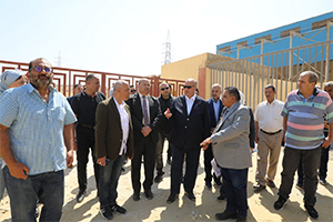 محافظ القاهرة يتفقد المنطقة الصناعية الاستثمارية بالقطامية 