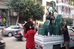 حملة لإزالة الإشغالات من مقاهي شارع نوبار