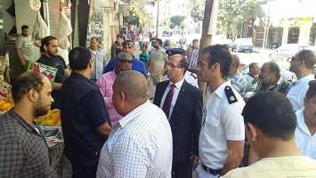 حملة مكبرة لرفع وازالة الاشغالات بشوارع الزيتون