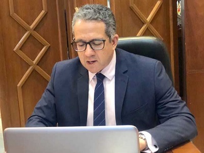وزير السياحة والآثار يبحث مع نظيره الألباني الاستعدادات والإجراءات الاحترازية المطبقة في الدولتين