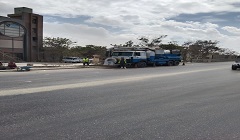 تمركز سيارات الشفط للتعامل مع موجة الطقس السيء بالحي