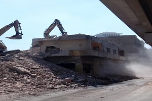 هدم وإزالة عقار بمنطقة مثلث ماسبيرو