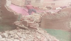 حملة لإزالة عقار بمنطقة عزبة النصر