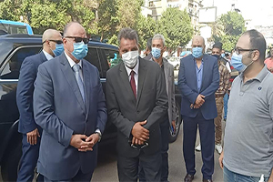 محافظ القاهرة يتفقد عدد من اللجان الإنتحابية في اليوم الثاني من إنتخابات مجلس النواب