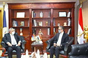 وزير السياحة والآثار يستقبل سفير دولة أرمينيا بالقاهرة لمناقشة تعزيز سبل التعاون بين مصر وأرمينيا 