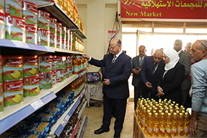 محافظ القاهرة يتفقد حي الأسمرات لمتابعة توافر الخدمات 