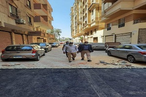 متابعة تنفيذ خطة الرصف وتطوير شوارع الحى